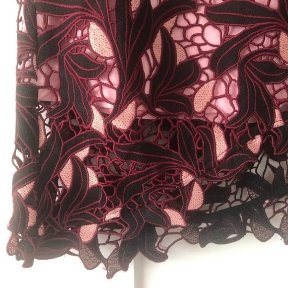 ELLIATT Shakespeare Pink Asymmetrical Hem Mini Skirt Size Medium Revolve NEW - Picture 4 of 9